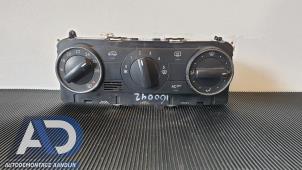 Begagnade Luftkonditionering, kontrollpanel Mercedes A (W169) 1.5 A-150 5-Drs. Pris € 49,99 Marginaltabell erbjuds av Autodemontage Aandijk