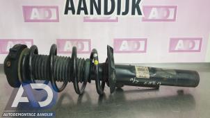 Gebruikte Mac Phersonpoot links-voor Volkswagen Scirocco (137/13AD) 2.0 TSI 16V Prijs € 49,99 Margeregeling aangeboden door Autodemontage Aandijk