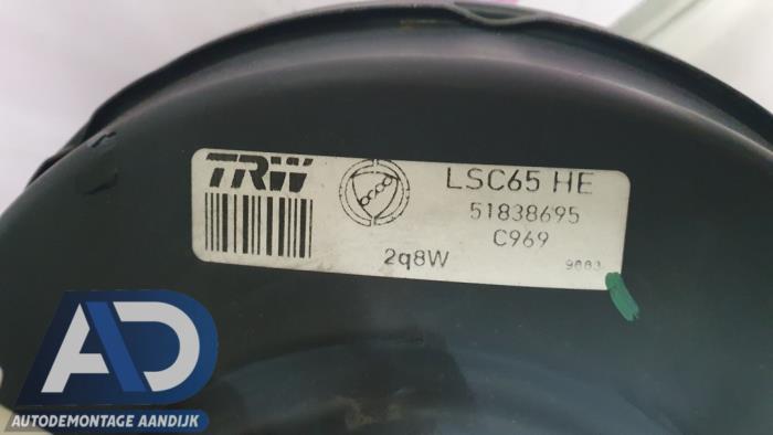 Bromsservo från en Ford Ka II 1.3 TDCi 16V 2011