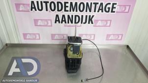 Begagnade Automatisk växelväljare Mercedes A (W169) 2.0 A-160 CDI 16V 3-Drs. Pris € 74,99 Marginaltabell erbjuds av Autodemontage Aandijk