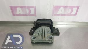 Begagnade Fäste, växellåda Opel Adam 1.4 16V Pris € 19,99 Marginaltabell erbjuds av Autodemontage Aandijk