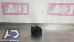 Gebruikte Luchtmassameter BMW 2 serie Active Tourer (F45) 218i 1.5 TwinPower Turbo 12V Prijs € 39,99 Margeregeling aangeboden door Autodemontage Aandijk