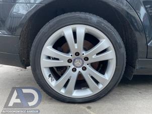 Begagnade Sporthjulsuppsättning Mercedes C Estate (S204) 3.0 C-320 CDI V6 24V 4-Matic Pris € 249,99 Marginaltabell erbjuds av Autodemontage Aandijk