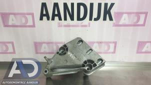Używane Wspornik silnika Skoda Fabia II Combi 1.6 TDI 16V 90 Cena € 19,99 Procedura marży oferowane przez Autodemontage Aandijk
