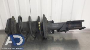 Gebruikte Mac Phersonpoot links-voor Mercedes C Estate (S204) 3.0 C-320 CDI V6 24V 4-Matic Prijs € 64,99 Margeregeling aangeboden door Autodemontage Aandijk