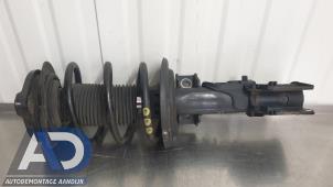 Gebruikte Mac Phersonpoot rechts-voor Mercedes C Estate (S204) 3.0 C-320 CDI V6 24V 4-Matic Prijs € 64,99 Margeregeling aangeboden door Autodemontage Aandijk