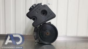 Begagnade Servostyrningspump Mercedes GLK (204.7/9) 3.5 350 V6 24V 4-Matic Pris € 119,99 Marginaltabell erbjuds av Autodemontage Aandijk