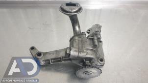 Begagnade Oljepump Kia Sorento I (JC) 2.5 CRDi 16V VGT Pris € 49,99 Marginaltabell erbjuds av Autodemontage Aandijk