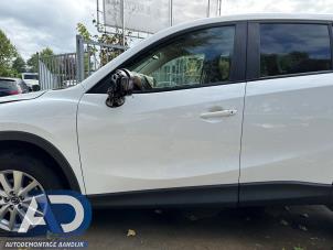 Gebruikte Deur 4Deurs links-voor Mazda CX-5 I (KE,GH) 2.2 SkyActiv-D 16V 2WD Prijs € 449,99 Margeregeling aangeboden door Autodemontage Aandijk