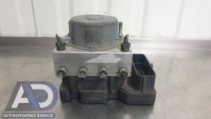 Używane Pompa ABS Toyota Aygo (B10) 1.0 12V VVT-i Cena € 39,99 Procedura marży oferowane przez Autodemontage Aandijk