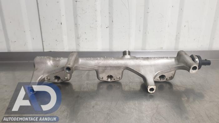 Galerij (Injectie) van een BMW 2 serie Active Tourer (F45) 218i 1.5 TwinPower Turbo 12V 2016