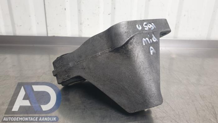 Fäste, växellåda från en Volvo V40 (MV) 1.6 D2 2014