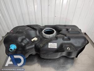 Gebruikte Tank Mitsubishi Space Star (A0) 1.2 12V Prijs € 59,99 Margeregeling aangeboden door Autodemontage Aandijk