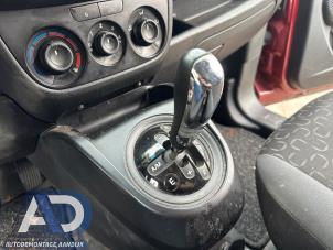 Gebruikte Versnellingspook Fiat Doblo Cargo (263) 1.6 D Multijet Dualogic Prijs € 74,99 Margeregeling aangeboden door Autodemontage Aandijk