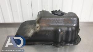 Begagnade Oljetråg Skoda Roomster (5J) 1.2 TSI Pris € 29,99 Marginaltabell erbjuds av Autodemontage Aandijk