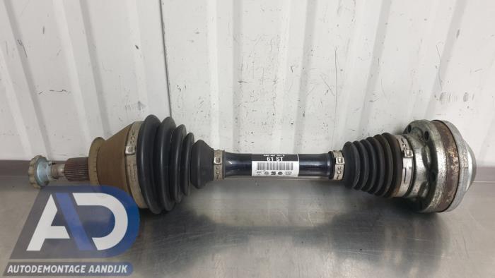 Aandrijfas links-voor van een Volkswagen Polo V (6R) 1.8 GTI 16V 2017