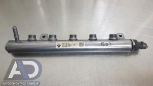 Begagnade Bränsleinsprutningsmunstycke Opel Vivaro 1.6 CDTI 90 Pris € 90,74 Inklusive moms erbjuds av Autodemontage Aandijk