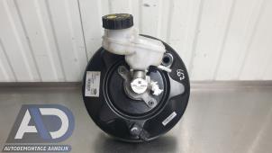 Begagnade Bromsservo Ford Puma 1.0 Ti-VCT EcoBoost mHEV 12V Pris € 124,99 Marginaltabell erbjuds av Autodemontage Aandijk