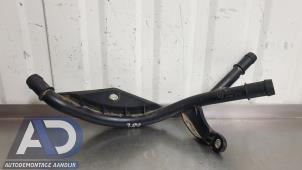 Begagnade Vattenrör Skoda Fabia II (5J) 1.2 TSI Pris € 14,99 Marginaltabell erbjuds av Autodemontage Aandijk