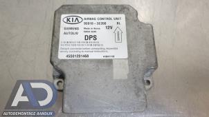 Begagnade Airbagmodul Kia Sorento I (JC) 2.5 CRDi 16V Pris € 39,99 Marginaltabell erbjuds av Autodemontage Aandijk