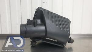 Begagnade Luftfilterhus Opel Karl 1.0 12V Pris € 24,99 Marginaltabell erbjuds av Autodemontage Aandijk