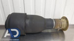 Begagnade Luftfjäder BMW 5 serie Touring (F11) 535d 24V Pris € 99,99 Marginaltabell erbjuds av Autodemontage Aandijk