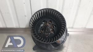 Gebruikte Kachel Ventilatiemotor Volkswagen Golf VI Variant (AJ5/1KA) 1.6 TDI 16V 105 Prijs € 49,99 Margeregeling aangeboden door Autodemontage Aandijk