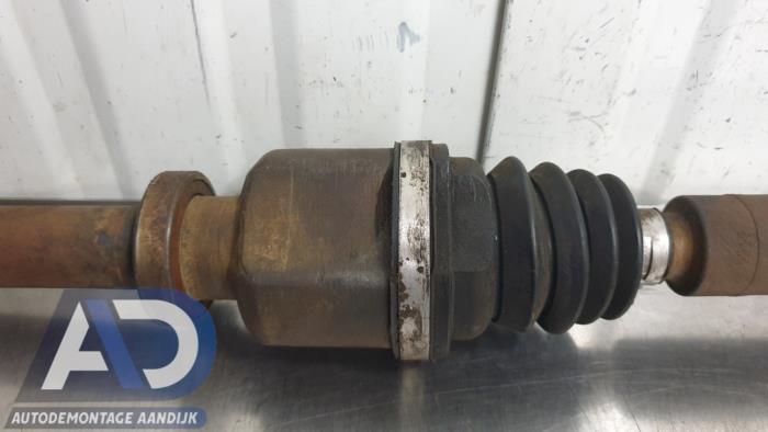 Drivaxel, höger fram från en Renault Laguna II (BG) 2.0 16V 2005