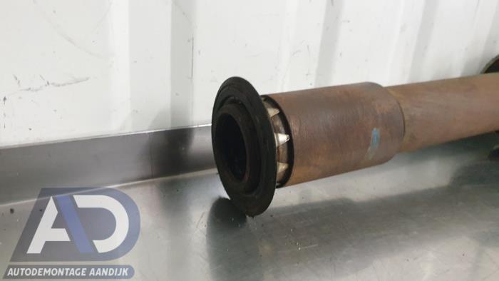 Drivaxel, höger fram från en Renault Laguna II (BG) 2.0 16V 2005