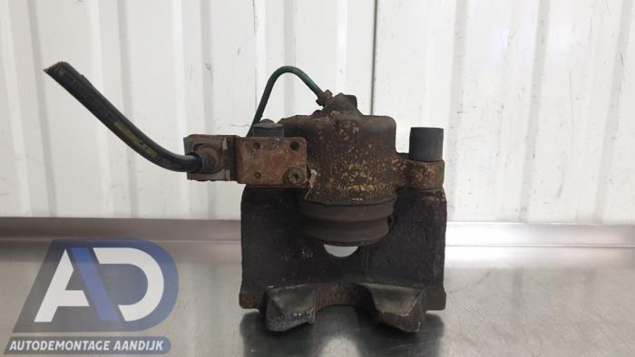 Främre bromsok, vänster från en Renault Laguna II (BG) 2.0 16V 2005