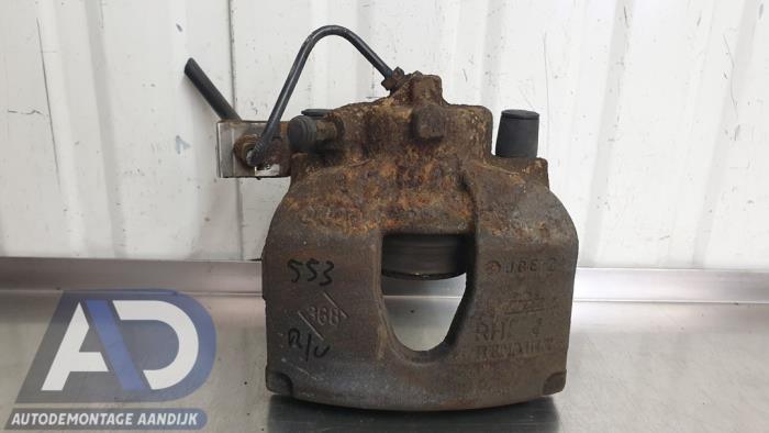 Främre bromsok, höger från en Renault Laguna II (BG) 2.0 16V 2005