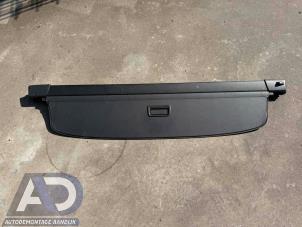 Begagnade Skydd, bagageutrymme Volkswagen Passat Variant (3C5) 2.0 TDI 16V 140 4Motion Pris € 49,99 Marginaltabell erbjuds av Autodemontage Aandijk