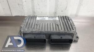 Begagnade Dator, automatisk växellåda Renault Laguna II (BG) 2.0 16V Pris € 99,99 Marginaltabell erbjuds av Autodemontage Aandijk