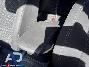 Begagnade Armstöd Opel Astra K Sports Tourer 1.6 CDTI 136 16V Pris € 74,99 Marginaltabell erbjuds av Autodemontage Aandijk