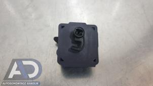 Gebruikte Tankklep Vergrendelingsmotor Mercedes C (W204) 2.2 C-220 CDI 16V BlueEFFICIENCY Prijs € 14,99 Margeregeling aangeboden door Autodemontage Aandijk