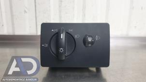 Gebruikte Schakelaar Licht Ford Focus 2 1.6 TDCi 16V 110 Prijs € 19,99 Margeregeling aangeboden door Autodemontage Aandijk