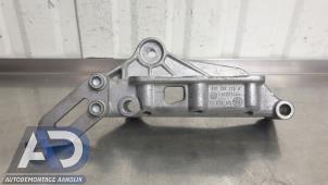 Begagnade Motorfäste Volkswagen Polo V (6R) 1.2 TSI Pris € 24,99 Marginaltabell erbjuds av Autodemontage Aandijk