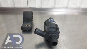 Gebruikte Extra waterpomp Ford Fusion 1.4 TDCi Prijs € 29,99 Margeregeling aangeboden door Autodemontage Aandijk