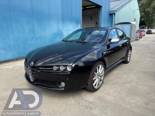 Gebruikte Stuurhuis Bekrachtigd Alfa Romeo 159 (939AX) 2.4 JTDm 20V Prijs € 189,99 Margeregeling aangeboden door Autodemontage Aandijk