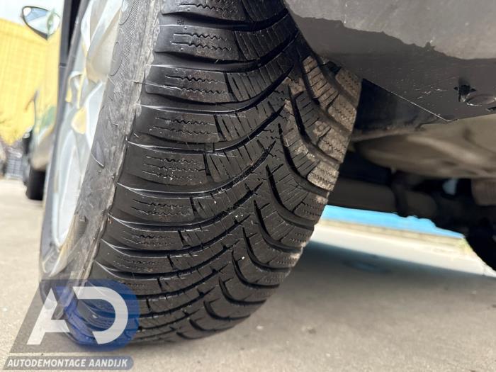 Zestaw obreczy sportowych z Citroën C3 (SX/SW) 1.2 Vti 12V PureTech 2017