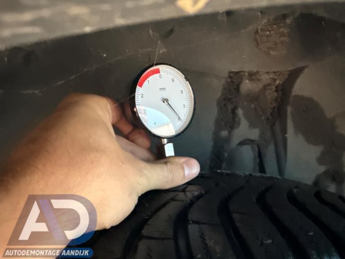 Zestaw obreczy sportowych z Citroën C3 (SX/SW) 1.2 Vti 12V PureTech 2017