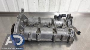 Gebruikte Nokkenashuis Volkswagen Polo V (6R) 1.2 12V BlueMotion Technology Prijs € 249,99 Margeregeling aangeboden door Autodemontage Aandijk