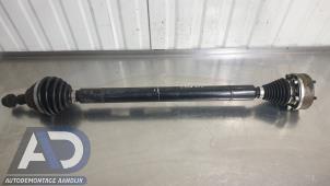 Używane Os napedowa prawy przód Volkswagen Golf VI (5K1) 1.2 TSI BlueMotion Cena € 34,99 Procedura marży oferowane przez Autodemontage Aandijk