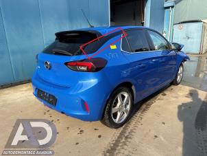 Begagnade Dekorstripe Opel Corsa F (UB/UH/UP) 1.5 CDTI 100 Pris € 24,99 Marginaltabell erbjuds av Autodemontage Aandijk