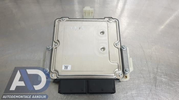 Dator, motorstyrning från en Land Rover Discovery Sport (LC) 2.0 TD4 180 16V 2020