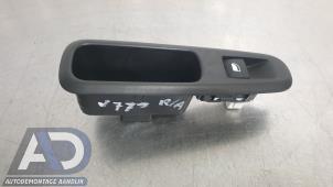 Używane Przelacznik elektrycznej szyby Citroen C3 (SX/SW) 1.2 Vti 12V PureTech Cena € 14,99 Procedura marży oferowane przez Autodemontage Aandijk