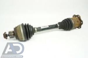 Begagnade Drivaxel, vänster fram Audi A5 Sportback (8TA) 1.8 TFSI 16V Pris € 99,99 Marginaltabell erbjuds av Autodemontage Aandijk