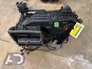 Begagnade Värmarhus Volkswagen Multivan T5 (7E/7HC/7HF/7HM) 2.5 TDi Pris € 149,99 Marginaltabell erbjuds av Autodemontage Aandijk