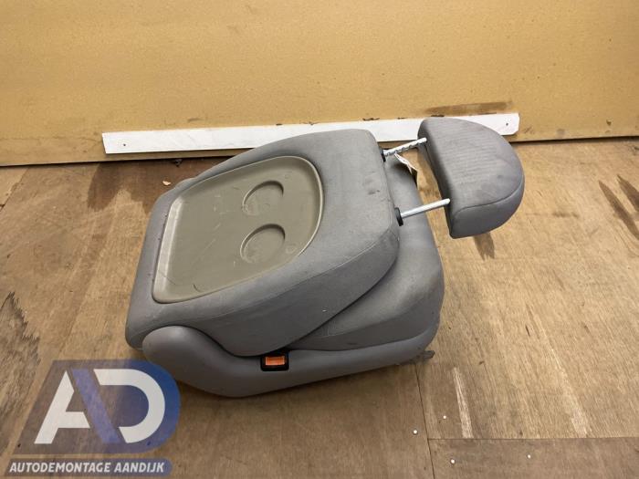 Stoel achter van een Volkswagen Sharan (7M8/M9/M6) 1.9 TDI 110 1999