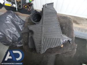 Gebruikte Luchtfilterhuis Renault Scenic Prijs op aanvraag aangeboden door Autodemontage Aandijk